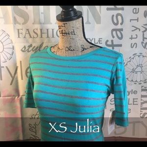 XS LuLaRoe Julia